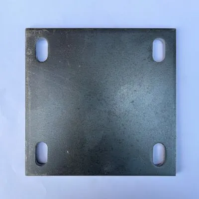 แผ่นเพลทเจาะรูslot